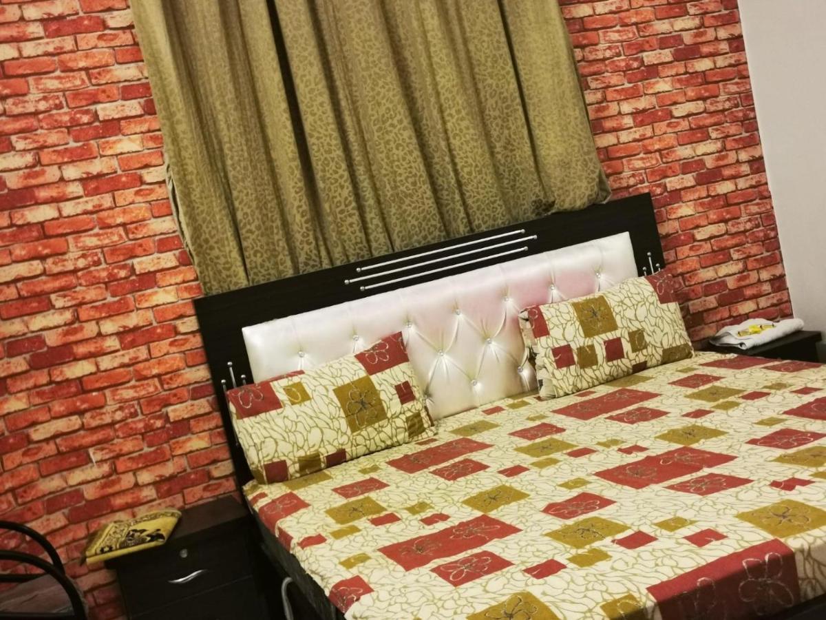 Gulshan Guest House Карачі Екстер'єр фото