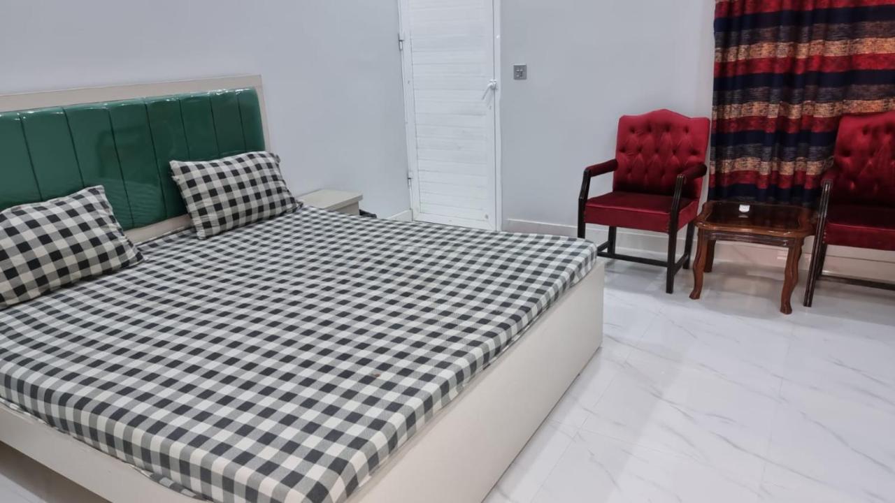Gulshan Guest House Карачі Екстер'єр фото
