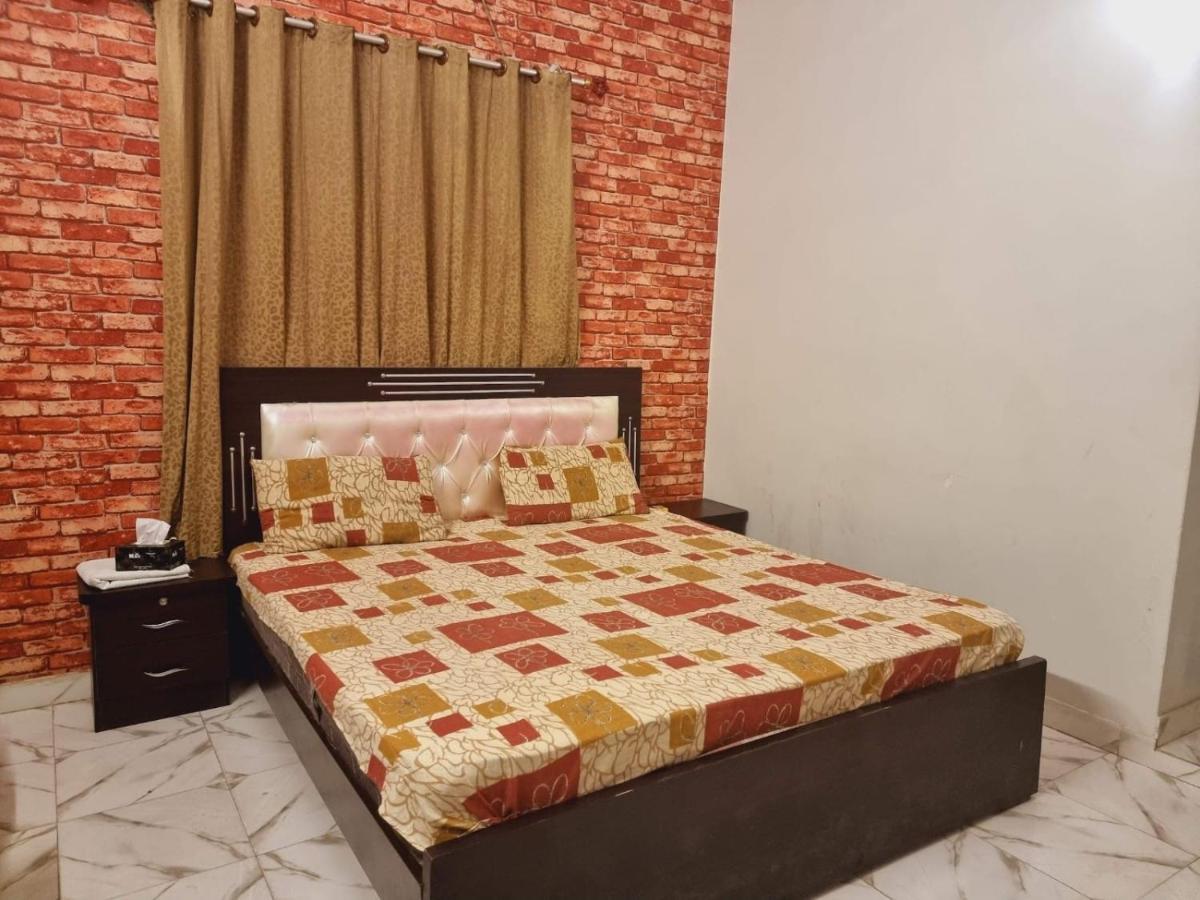 Gulshan Guest House Карачі Екстер'єр фото