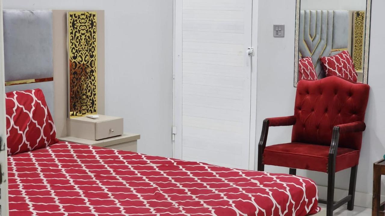 Gulshan Guest House Карачі Екстер'єр фото
